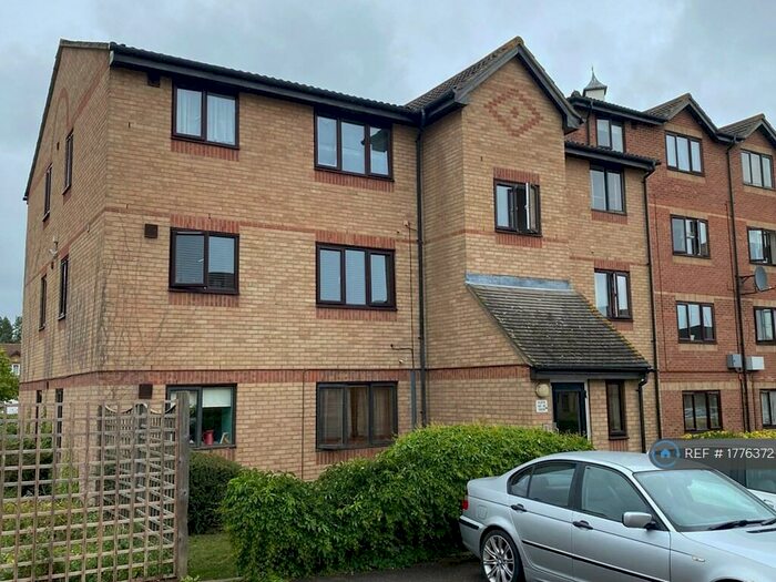 1 Bedroom Flat To Rent In Chestnut Road, Vange, Basildon, SS16