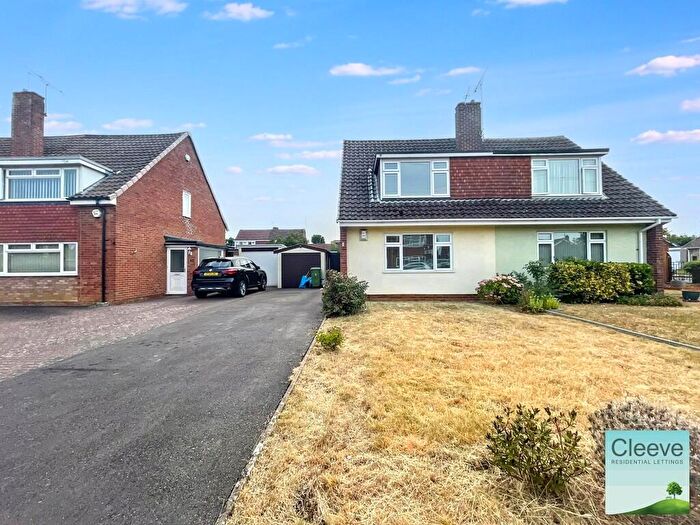 3 Bedroom Semi Detached House To Rent In Wentworth Close, Cheltenham, GL51