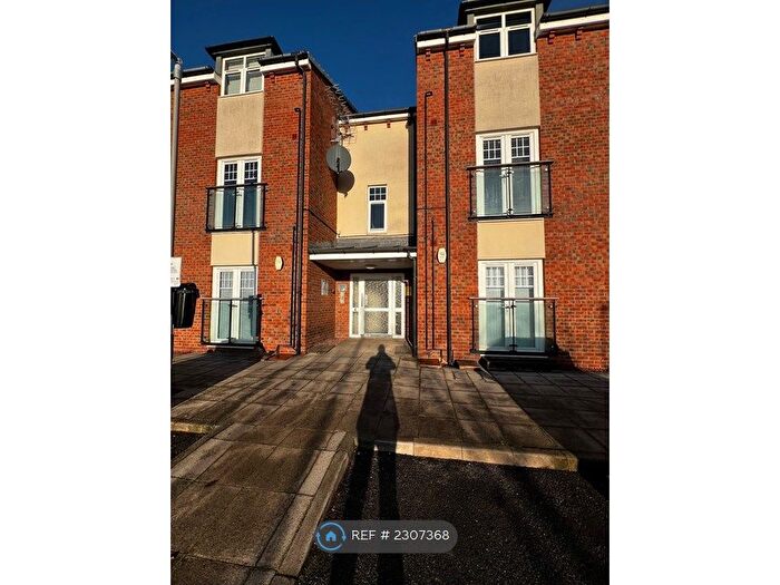 2 Bedroom Flat To Rent In Green Lane, Middlesbrough, TS5