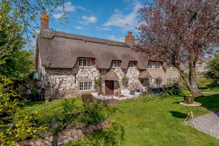 3 Bedroom Detached House For Sale In Wylye Road, Hanging Langford, Salisbury, SP3