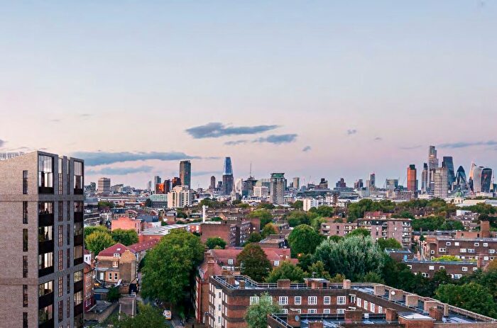 1 Bedroom Flat For Sale In Vauxhall Walk, London, SE11