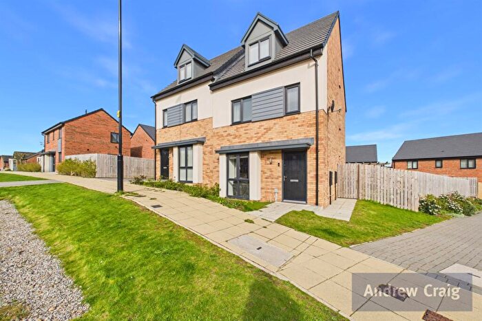 4 Bedroom Semi Detached House For Sale In Greenchapel Way, Sunderland, SR3