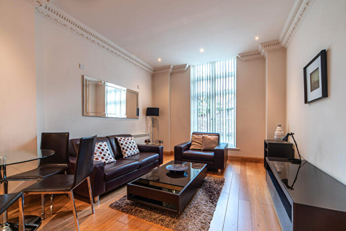 1 Bedroom Flat To Rent In Mulberry Court, Shadwell, E1