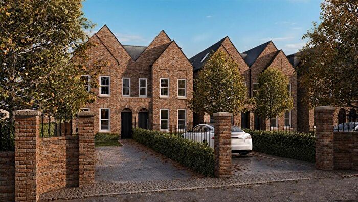 4 Bedroom Semi-Detached House For Sale In Houldsworth Gardens, Stockport, SK5