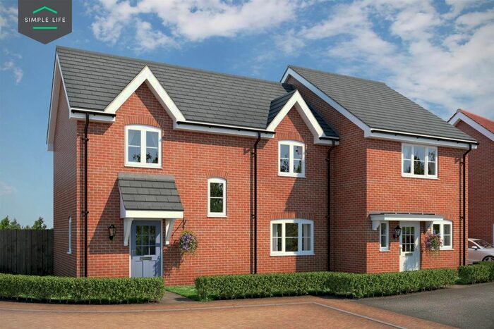 3 Bedroom Semi-Detached House To Rent In Fornham Place, Bury St Edmunds, IP32