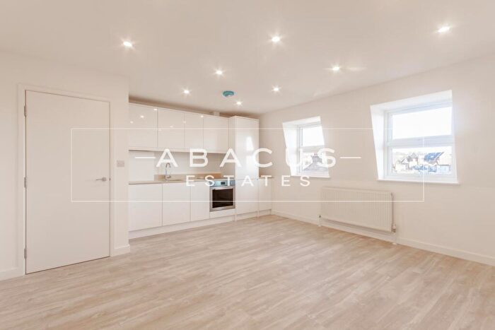2 Bedroom Apartment To Rent In Fortune Green Road, West Hampstead, NW6