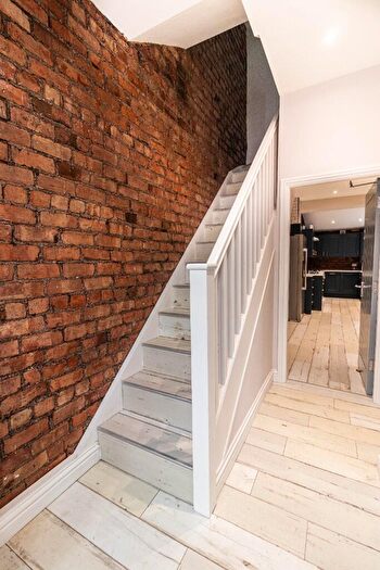 7 Bedroom Terraced House To Rent In Granville Road, Liverpool, Merseyside, L15