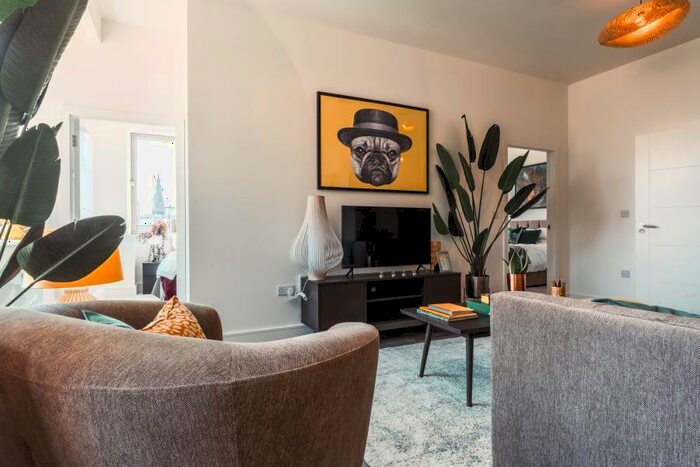 1 Bedroom Flat To Rent In The Saxons, Causeway Lane, LE1