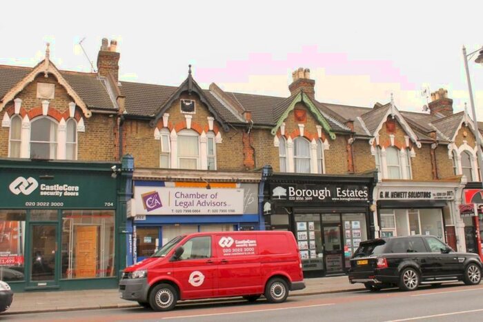 1 Bedroom Apartment To Rent In (Ground Floor Flat) Lea Bridge Road, Leyton, E10