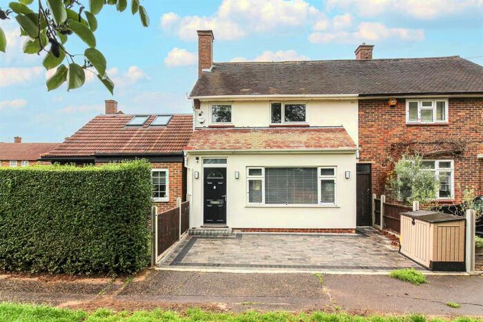 3 Bedroom House To Rent In Jessel Drive, Loughton, IG10