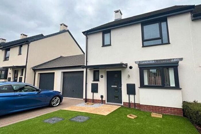 3 Bedroom Property To Rent In Eight Acre Drive, Paignton, TQ4