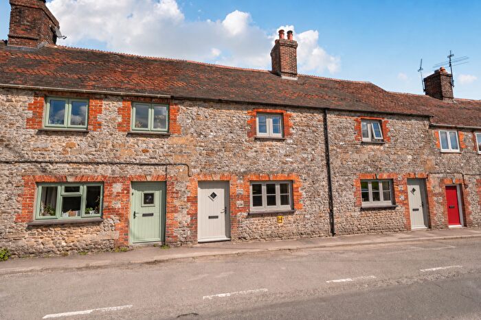 2 Bedroom Terraced House For Sale In Church Street, Warminster, BA12