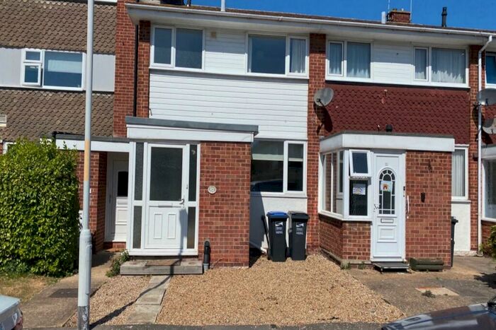 2 Bedroom Terraced House To Rent In Magdalen Court, Broadstairs, Kent, CT10