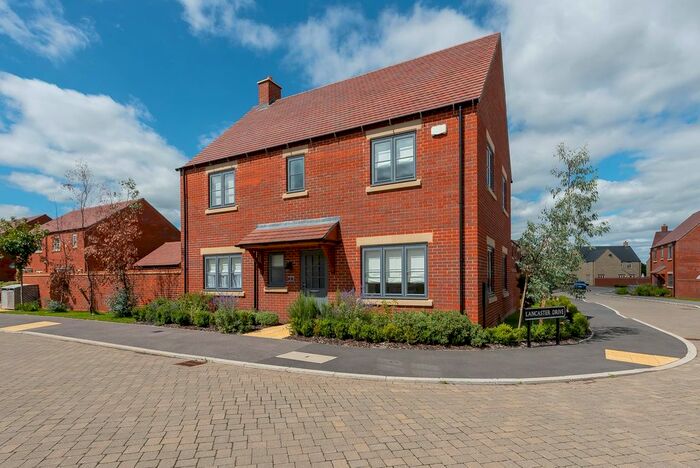 4 Bedroom Detached House For Sale In Halifax Way, Stanton Harcourt, OX29