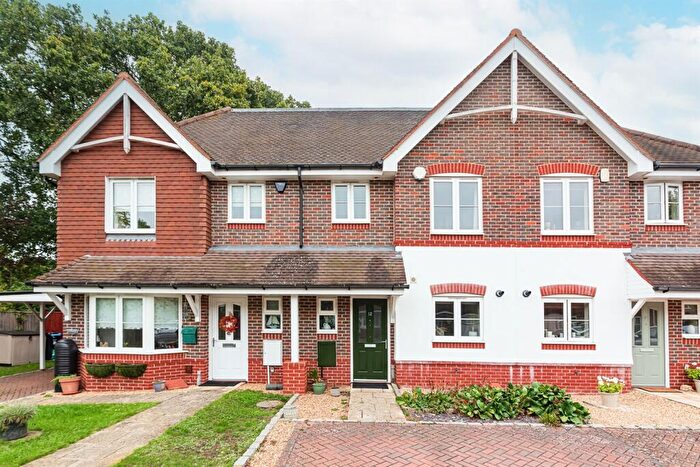 2 Bedroom Terraced House To Rent In Amberley Gardens, Wokingham, RG41