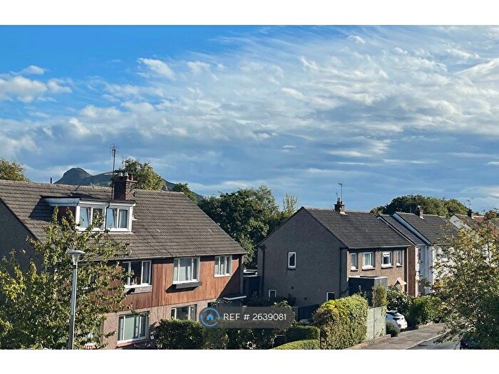 2 Bedroom Flat To Rent In Charterhall Grove, Edinburgh, EH9