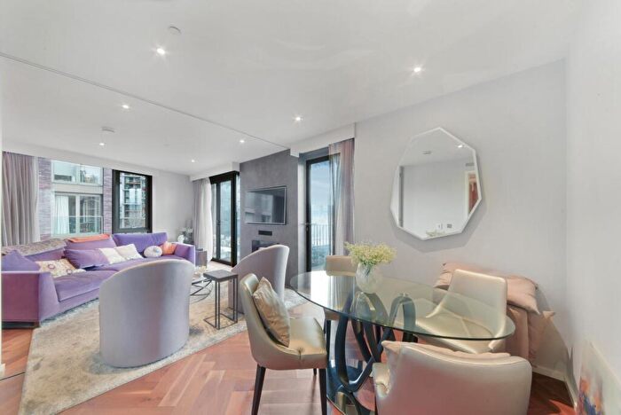 3 Bedroom Apartment For Sale In Ambassador Building, Embassy Gardens, Nine Elms, SW11