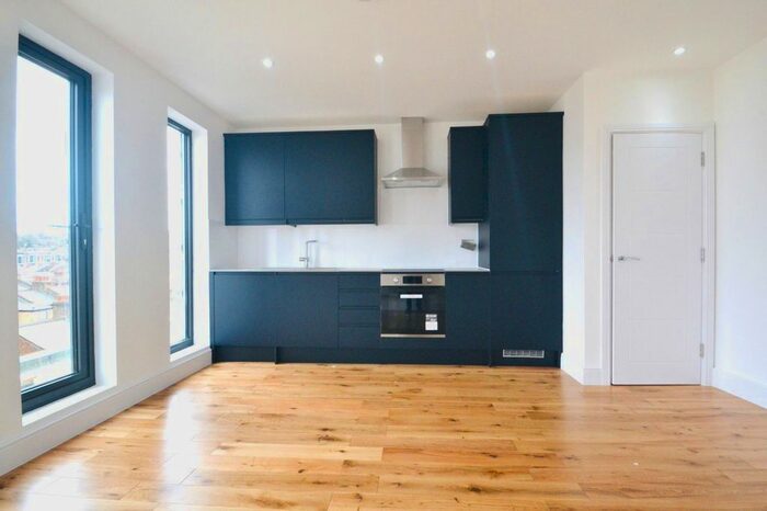 2 Bedroom Flat To Rent In Tyler Street, London, SE10