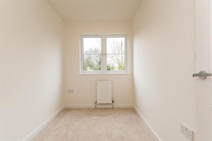 4 Bedroom Semi-Detached House To Rent In Northcote Drive, Monks Eleigh, IP7