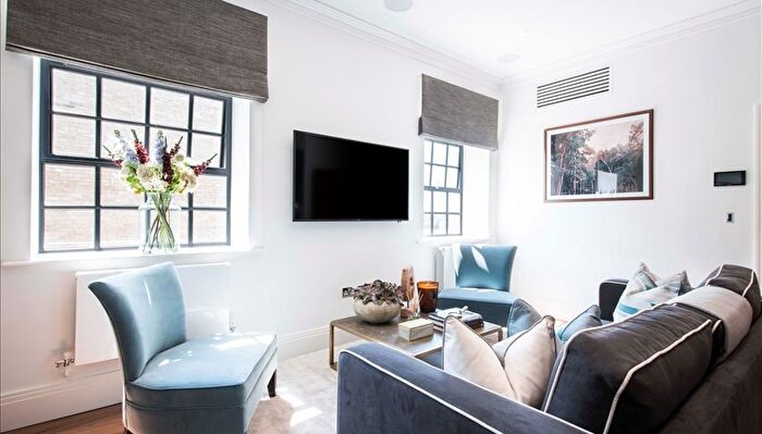 3 Bedroom Flat To Rent In Rainville Road, London, W6