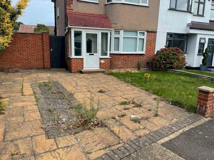 3 Bedroom Semi-Detached House To Rent In Chepstow Avenue, Horncurch, RM12