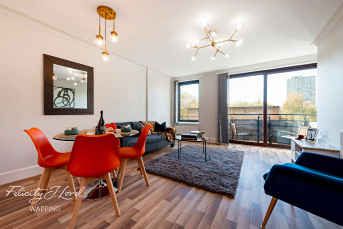 2 Bedroom Flat For Sale In The Highway, London, E1W