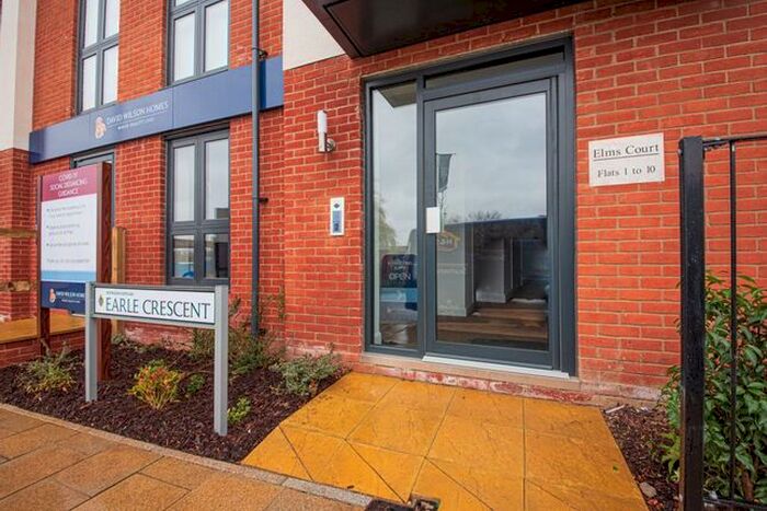 2 Bedroom Flat To Rent In Earle Crescent, Wokingham, RG40