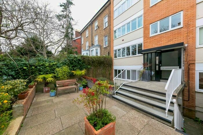 1 Bedroom Flat To Rent In Lawman Court, Kew Road, Kew, Richmond, Surrey, TW9