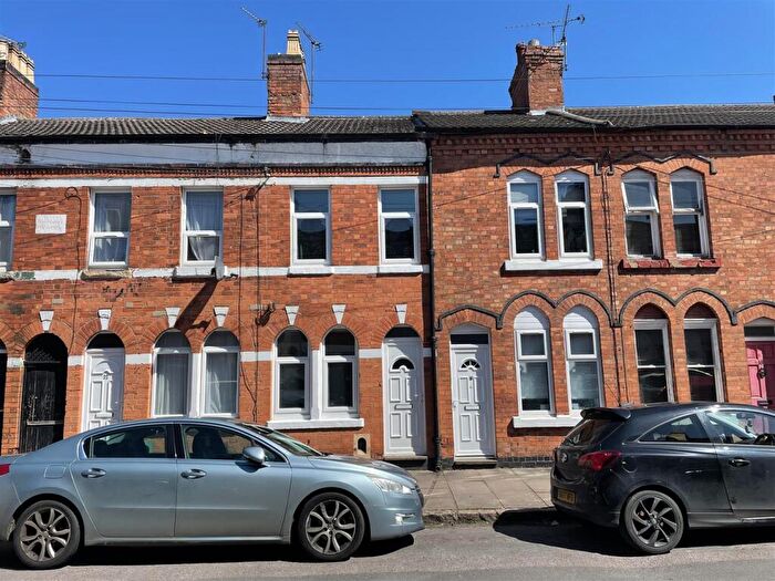 2 Bedroom Terraced House For Sale In Edward Road, Leicester, LE2