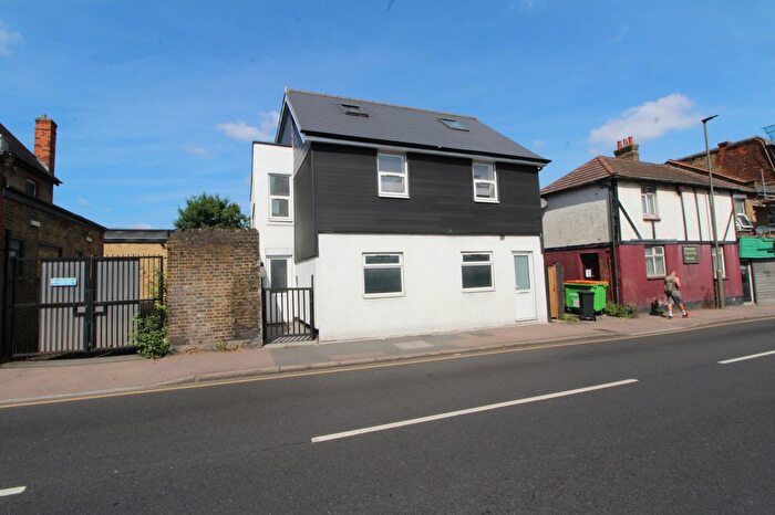 1 Bedroom Flat To Rent In College Road, Bromley, BR1