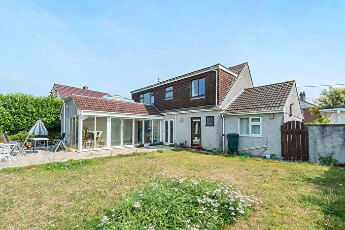 3 Bedroom Bungalow For Sale In Bowden Hill, Yealmpton, PL8