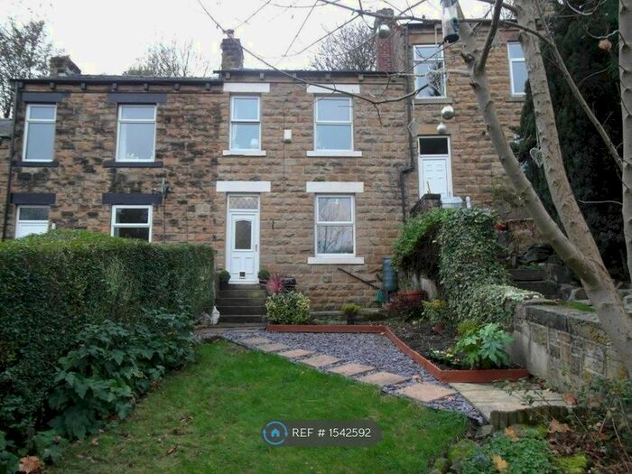 2 Bedroom Terraced House To Rent In Primrose Hill, Batley, WF17