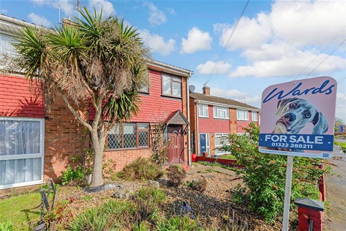3 Bedroom Semi Detached House For Sale In Station Road, Greenhithe, Kent, DA9