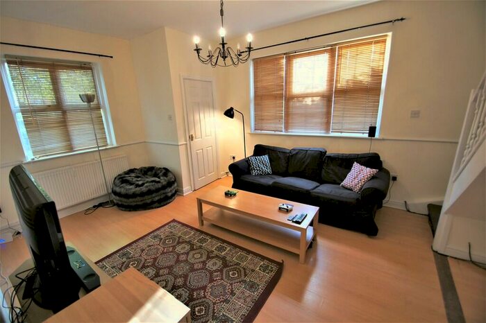 2 Bedroom End Of Terrace House To Rent In Cape Street, Fallowfield, M20