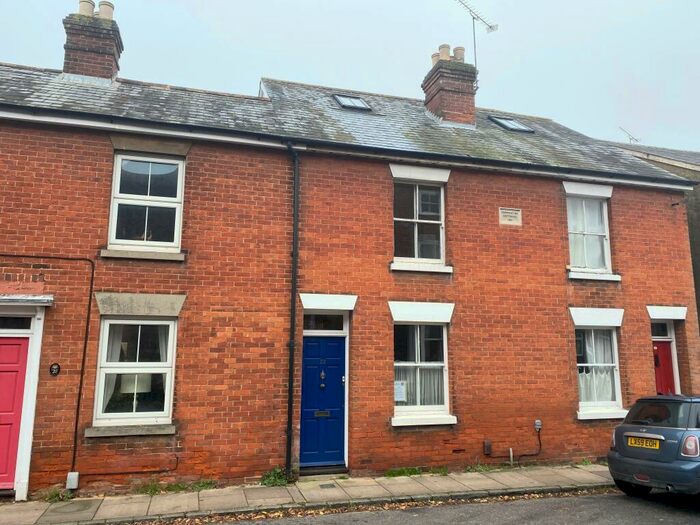 3 Bedroom Terraced House To Rent In Cherville Street, Romsey, SO51