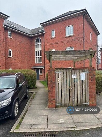 1 Bedroom Flat To Rent In Radcliffe, Manchester, M26
