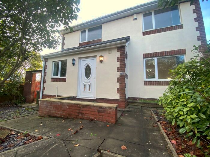 3 Bedroom House To Rent In The Vista, Dudley, DY3