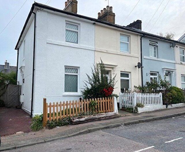 2 Bedroom End Terrace House For Sale In Wood Street, Tunbridge Wells, Kent, TN1