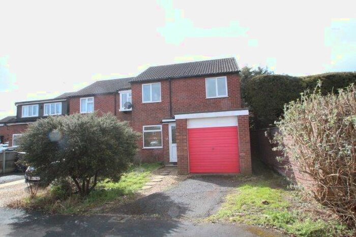 3 Bedroom Property To Rent In Chevening Close, Bristol, BS34