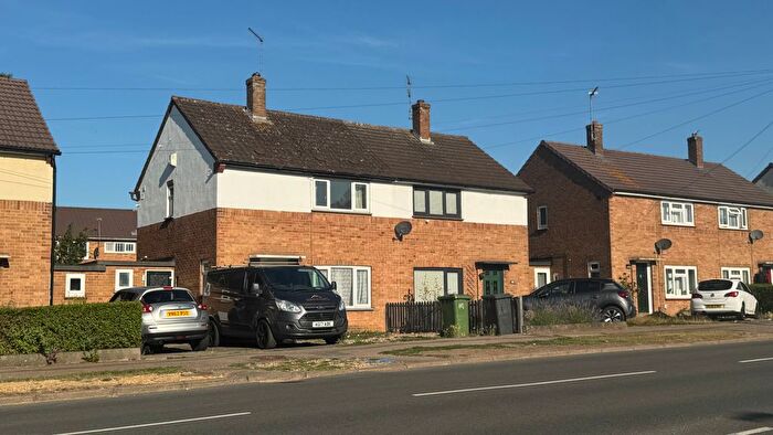 2 Bedroom Property To Rent In Queensway, Wellingborough, NN8