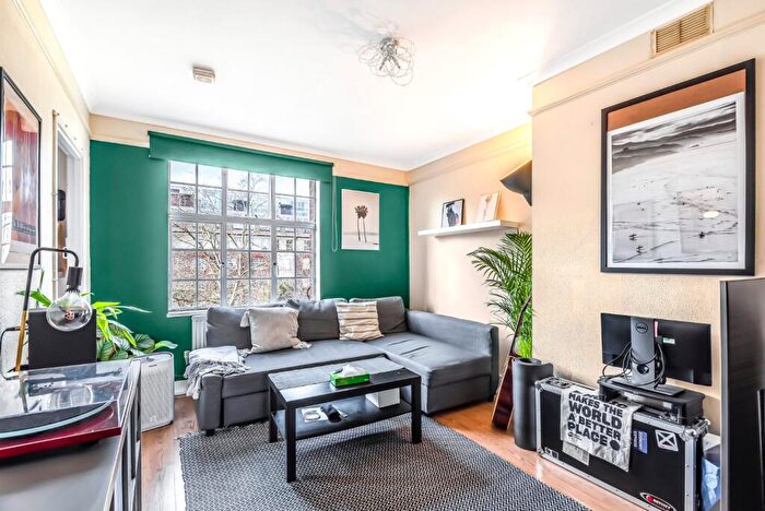 1 Bedroom Flat To Rent In Wenlock Road, Islington, London, N1