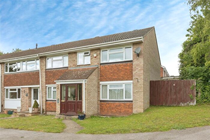 4 Bedroom Semi-Detached House For Sale In Pinks Hill, Swanley, Kent, BR8