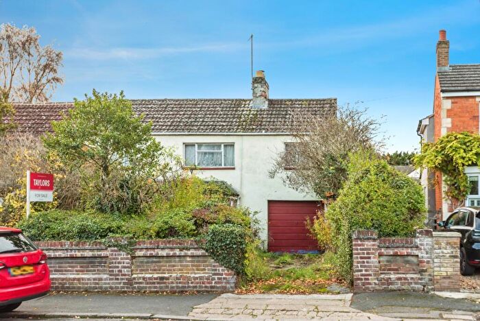 4 Bedroom Semi Detached House For Sale In Cheney Manor Road, Swindon, Wiltshire, SN2