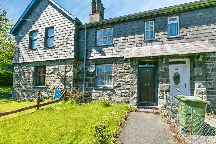 2 Bedroom Terraced House For Sale In Tanrhiw Road, Tregarth, Bangor, Gwynedd, LL57