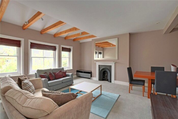 2 Bedroom Flat To Rent In Kidbrooke Park Road, Blackheath, London, SE3