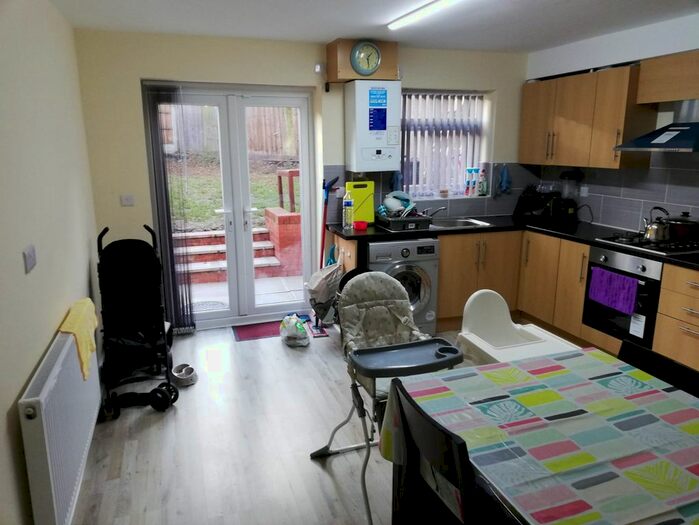 4 Bedroom Terraced House To Rent In Mary Street, Birmingham B12