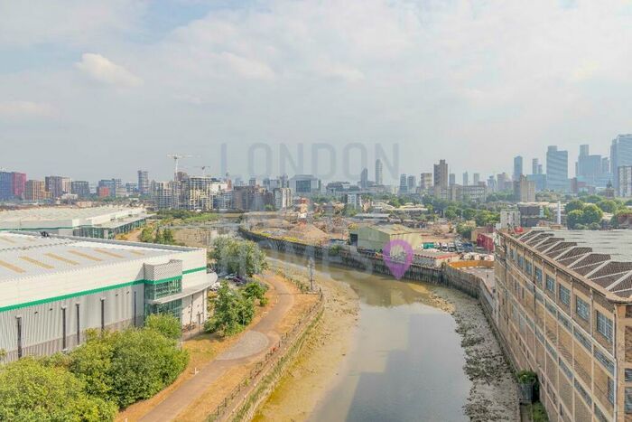 2 Bedroom Apartment To Rent In Skyline Apartments Makers Yard London, E3