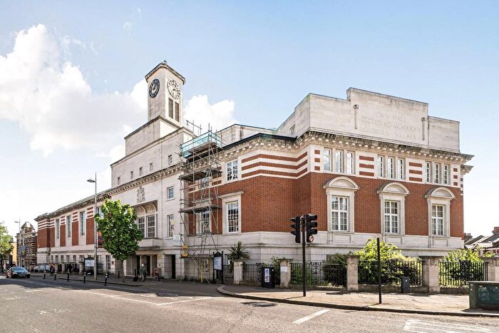 1 Bedroom Flat For Sale In Acton Town Hall, Acton, London, W3
