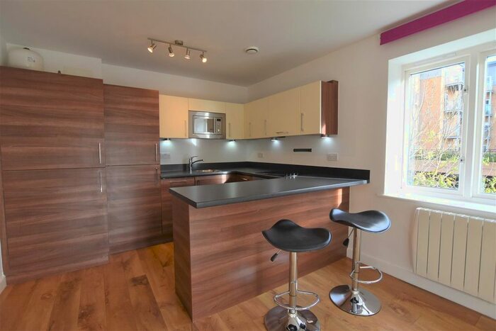 2 Bedroom Flat For Sale In Hurley House, West Drayton, UB7