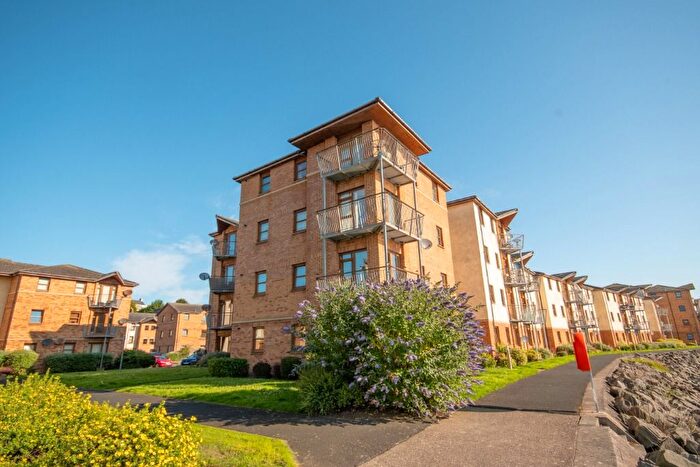 2 Bedroom Flat To Rent In Deas Wharf, Kirkcaldy, KY1